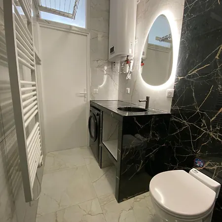 Grand T2 Cours Napoleon B Apartment *