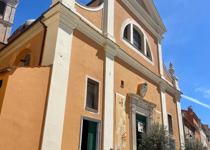 Grand T2 Cours Napoleon B * Ajaccio (Corsica)