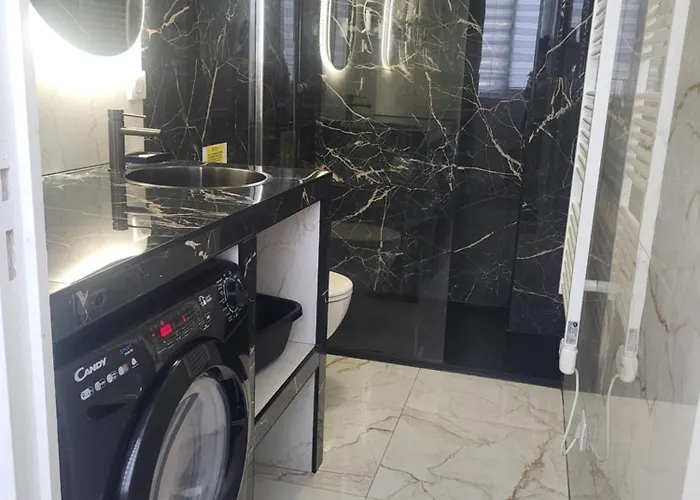 Grand T2 Cours Napoleon B Ajaccio (Corsica)